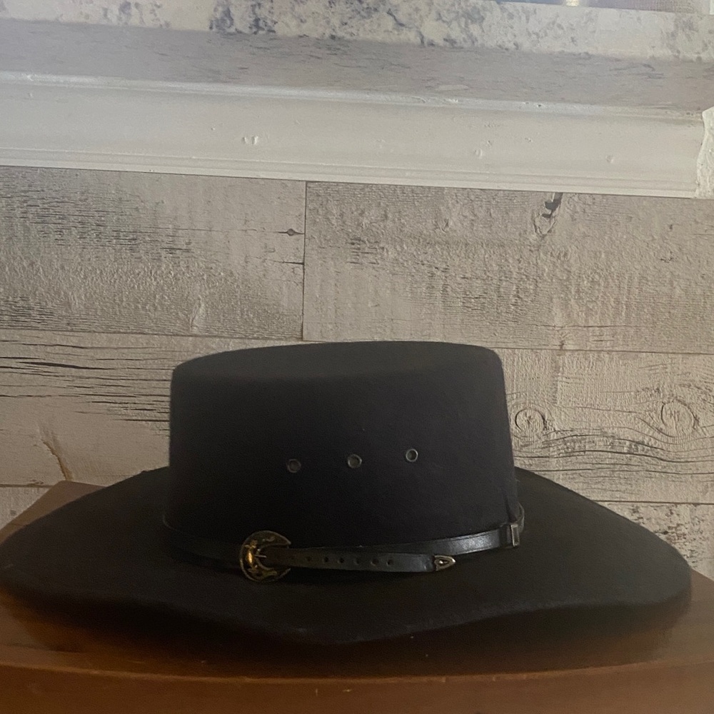 Pigalle Men's Black Western Hat with Buckle Band